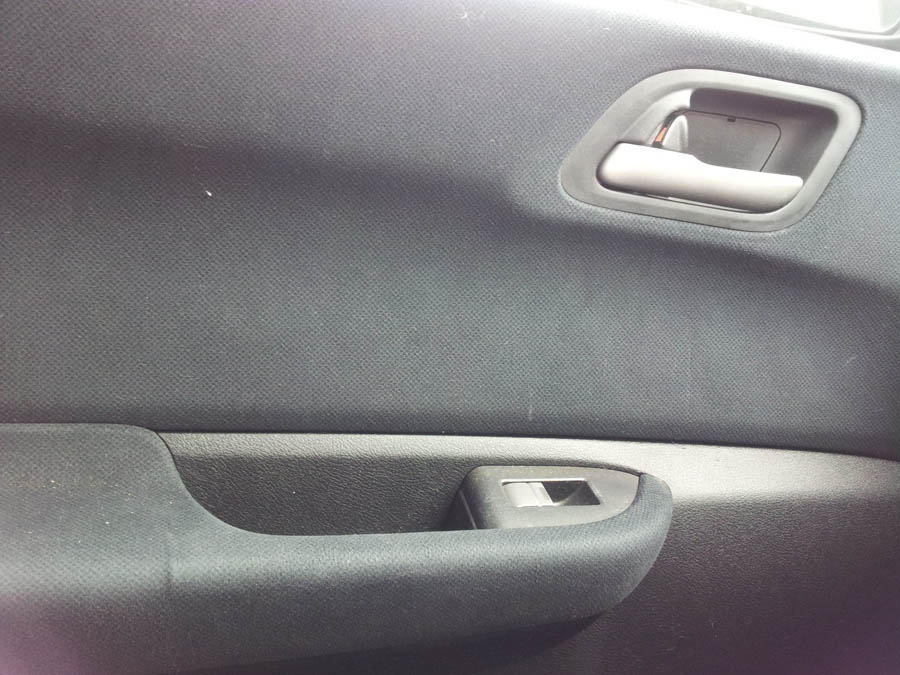 Honda FRV I-VTEC SE window-switch-passenger-side-front